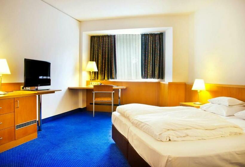 标准间, Strudlhof Vienna