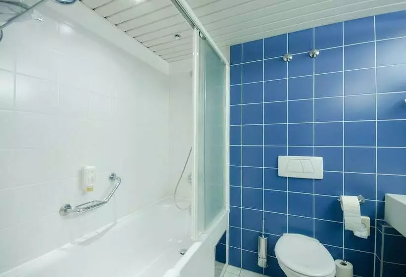 اتاق استاندارد, Strudlhof Vienna