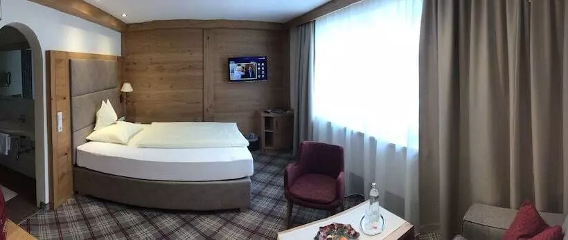 اتاق استاندارد یک نفره, Parkhotel Seefeld