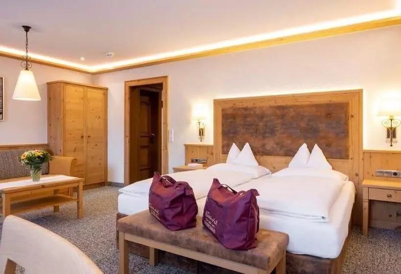 اتاق استاندارد با چشم‌انداز کوهستان, Parkhotel Seefeld