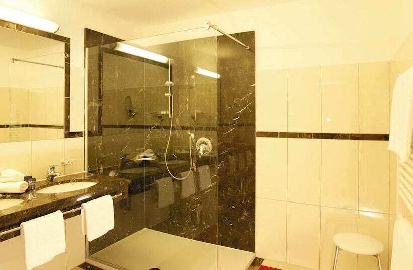 Полулюкс Вид на Горы, Parkhotel Seefeld