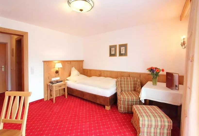 اتاق سوپریور یک تخته, Parkhotel Seefeld