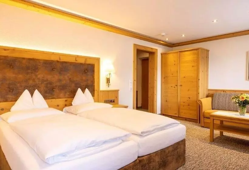 اتاق استاندارد با چشم‌انداز کوهستان, Parkhotel Seefeld