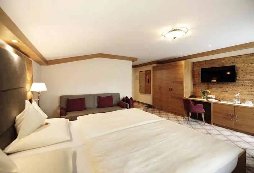 اتاق استاندارد با چشم‌انداز کوهستان, Parkhotel Seefeld