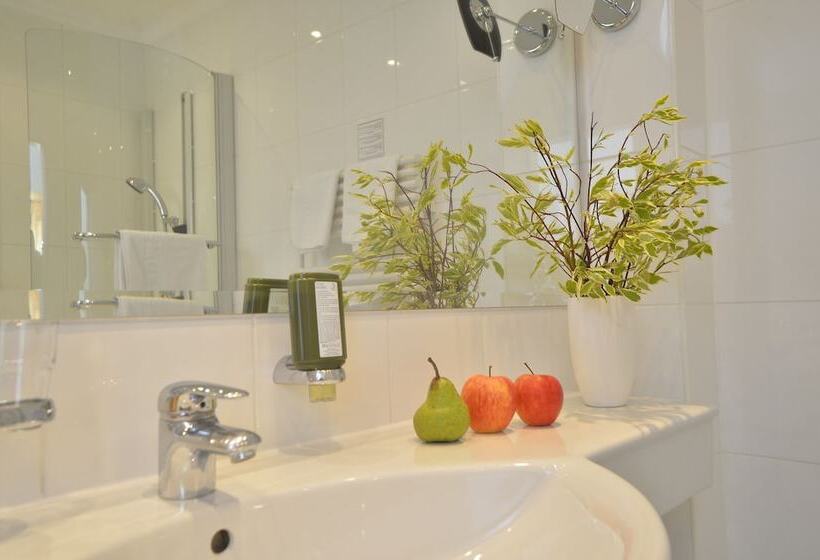 Номер Superior, Post Seefeld Hotel & Spa