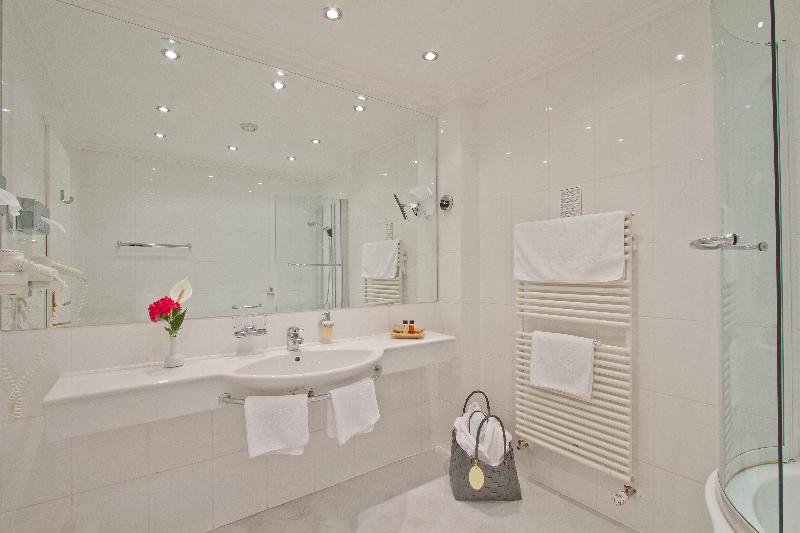 اتاق استاندارد, Post Seefeld Hotel & Spa