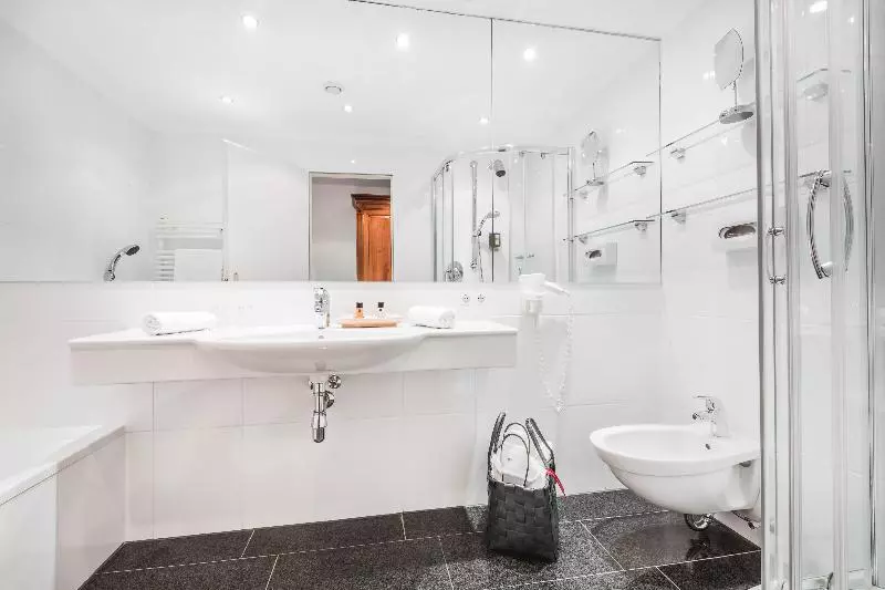 Suite Junior, Post Seefeld Hotel & Spa