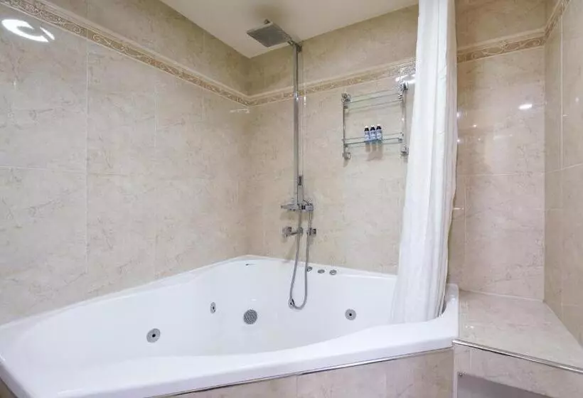 エクゼクティブスイート, Rydges Armidale