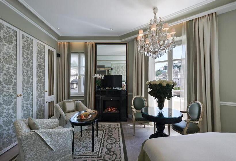 Junior suite with river view, Sacher Salzburg