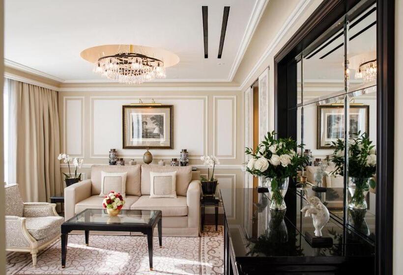 سوئیت با چشم‌انداز رودخانه, Sacher Salzburg