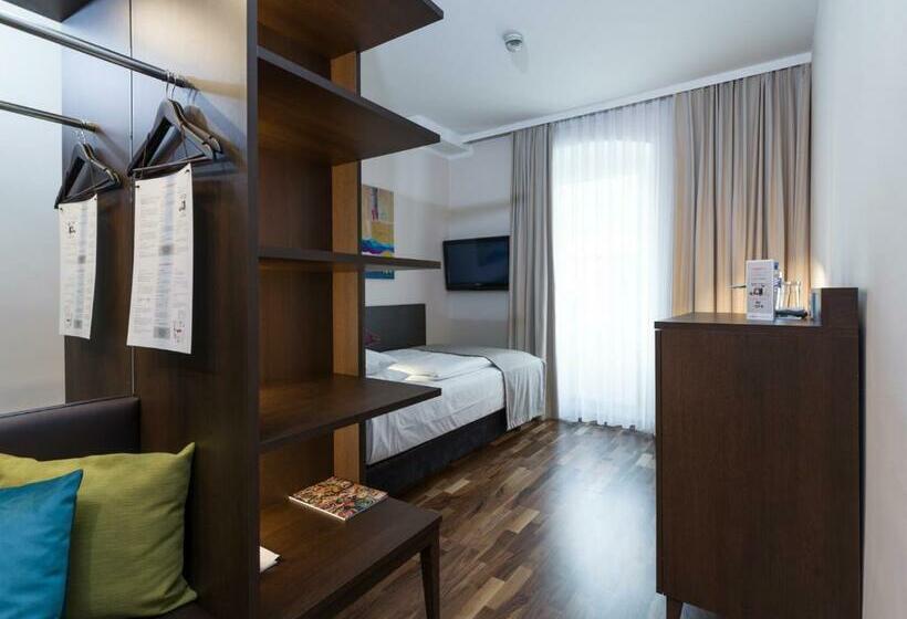 Номер Стандарт Индивидуальный, Sandwirth