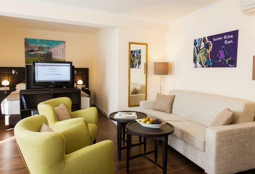 Номер Superior, Sandwirth