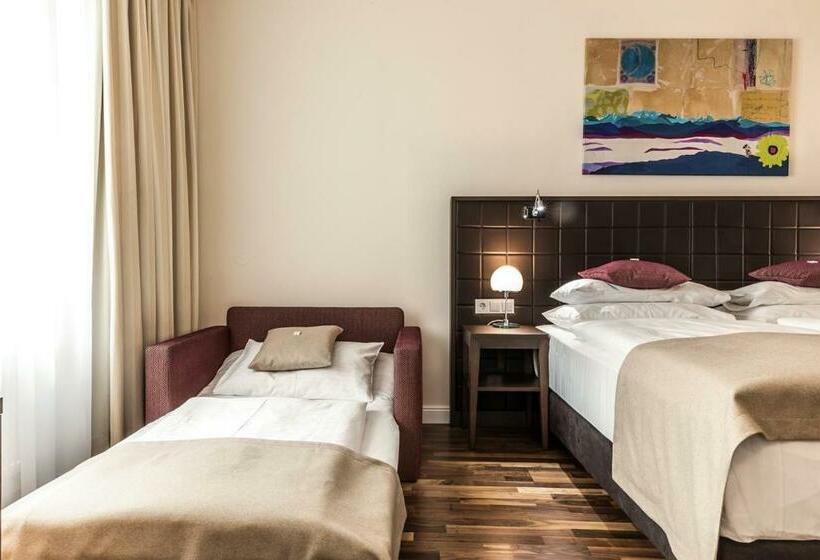 Номер Superior, Sandwirth