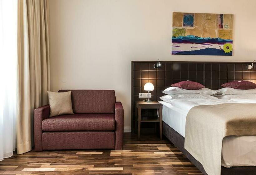 Номер Superior, Sandwirth