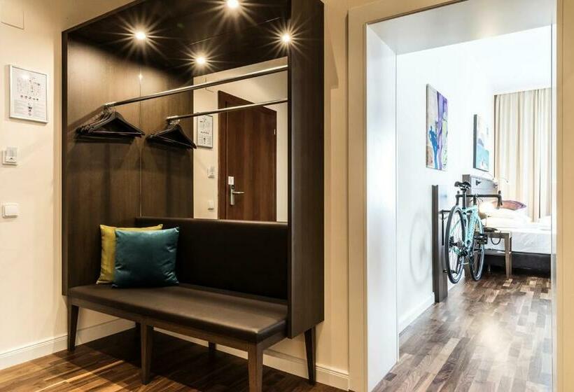 Полулюкс, Sandwirth