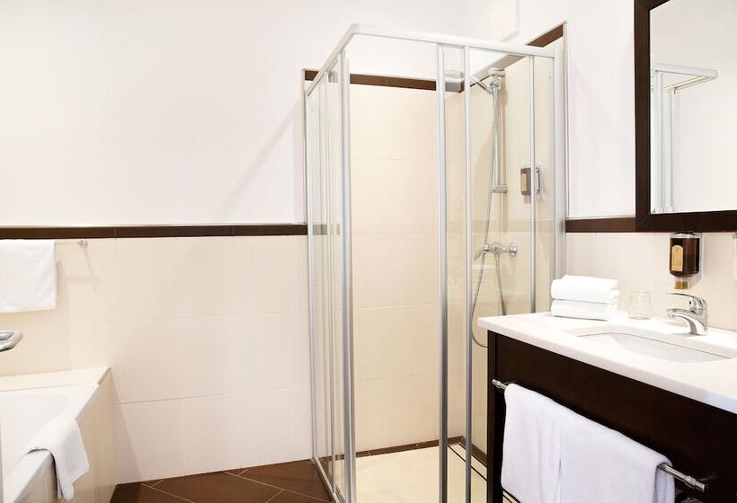 Номер Комфорт, Sandwirth