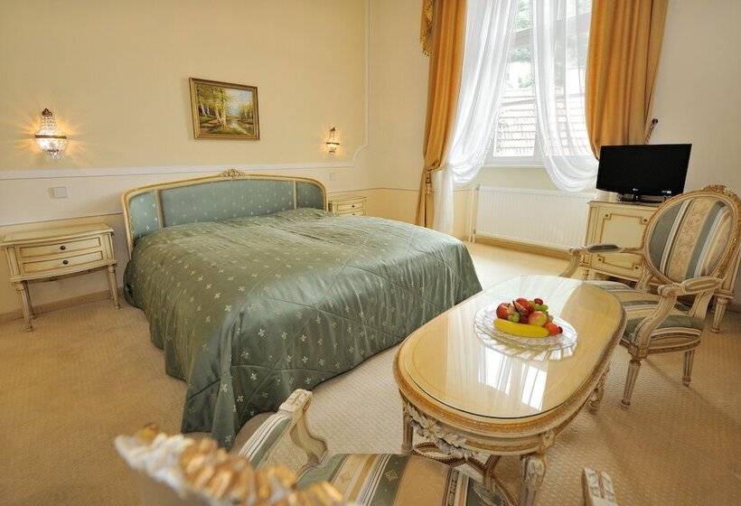 חדר בסיסי, Schloss Dürnstein