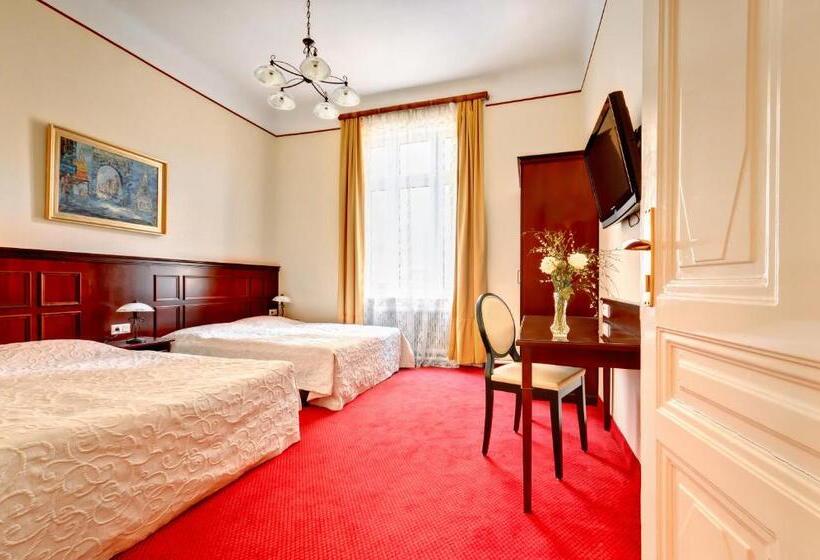 اتاق استاندارد چهار تخته, Viktoria Schonbrunn