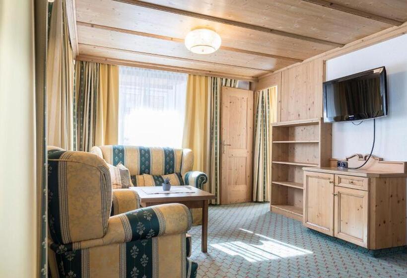 חדר דלוקס, Alte Post