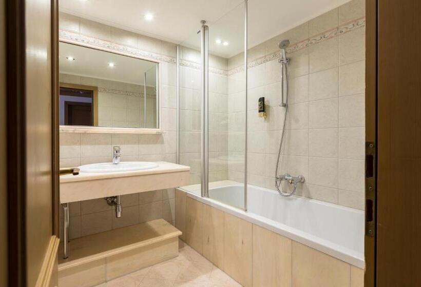 חדר סטנדרט, Alte Post