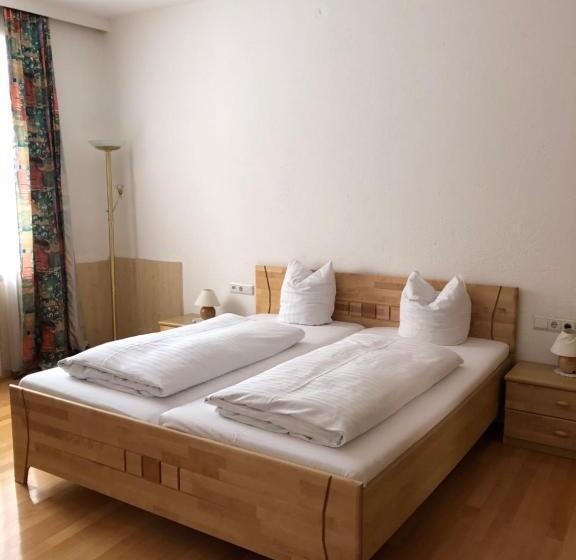 高级家庭房间, Wilder Mann