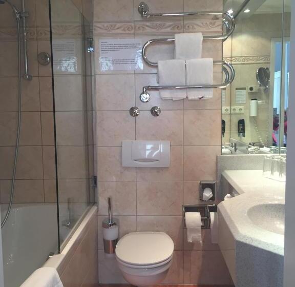 舒适三人间, Wilder Mann