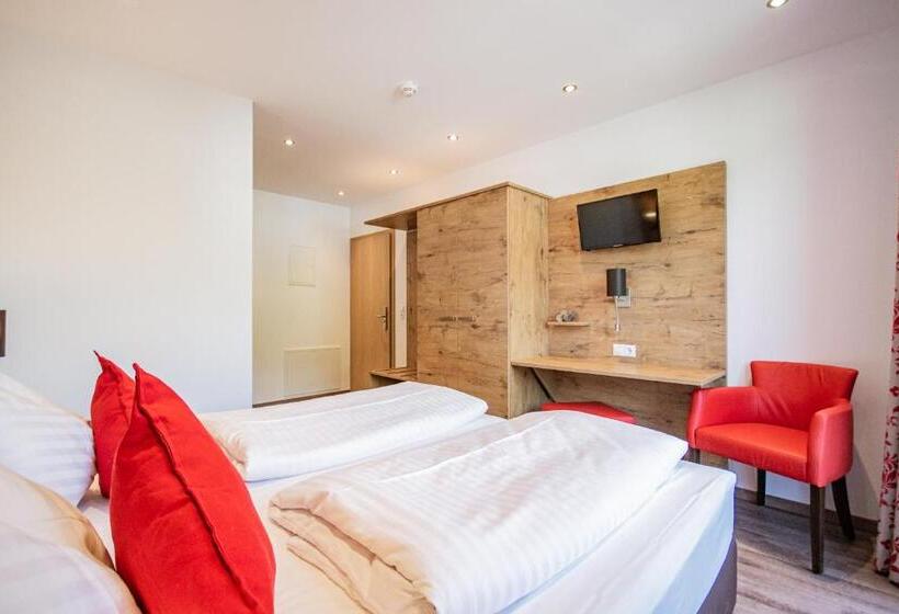 带阳台的高级房间, Wilder Mann