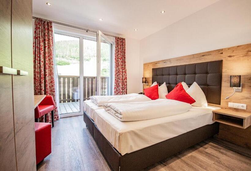 带阳台的高级房间, Wilder Mann