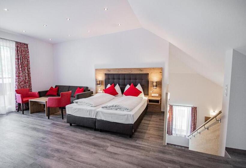 高级家庭房间, Wilder Mann