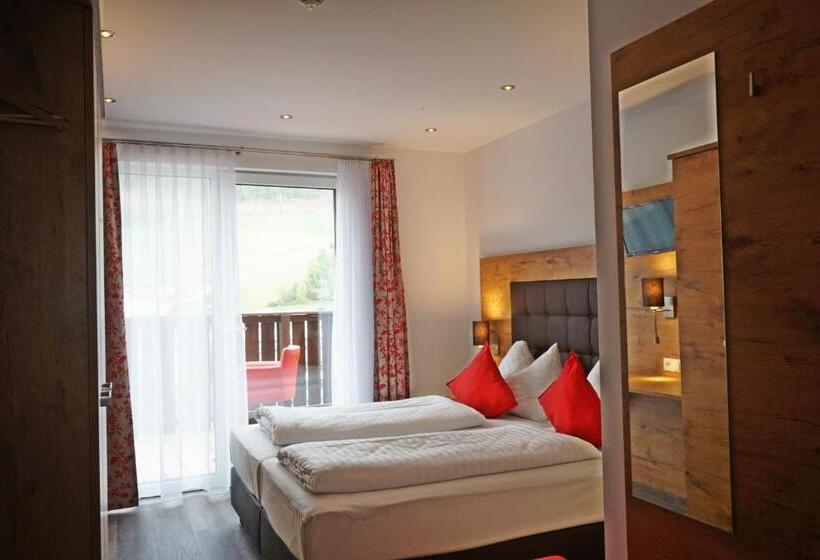 带阳台的高级房间, Wilder Mann