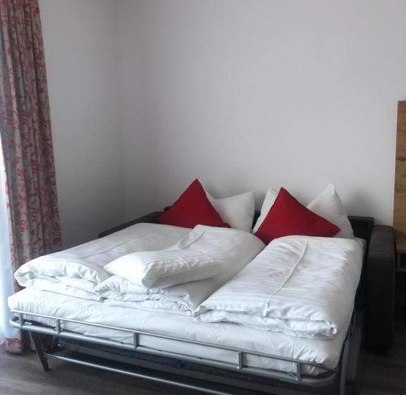 高级家庭房间, Wilder Mann