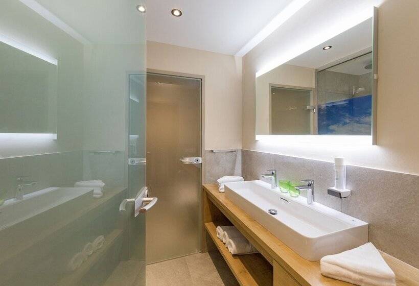 Номер Deluxe, Zum Hirschen