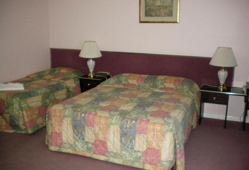 디럭스 룸, Avalon Motel