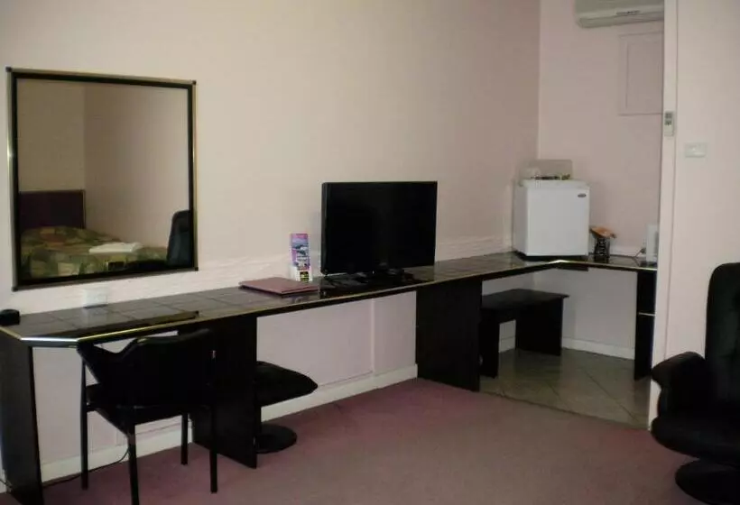 Deluxe-huone, Avalon Motel