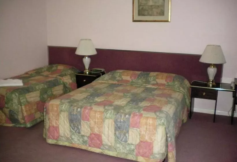 Deluxe-perhehuone, Avalon Motel