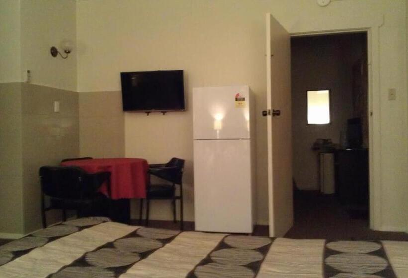 스탠다드 연결 룸, Avalon Motel