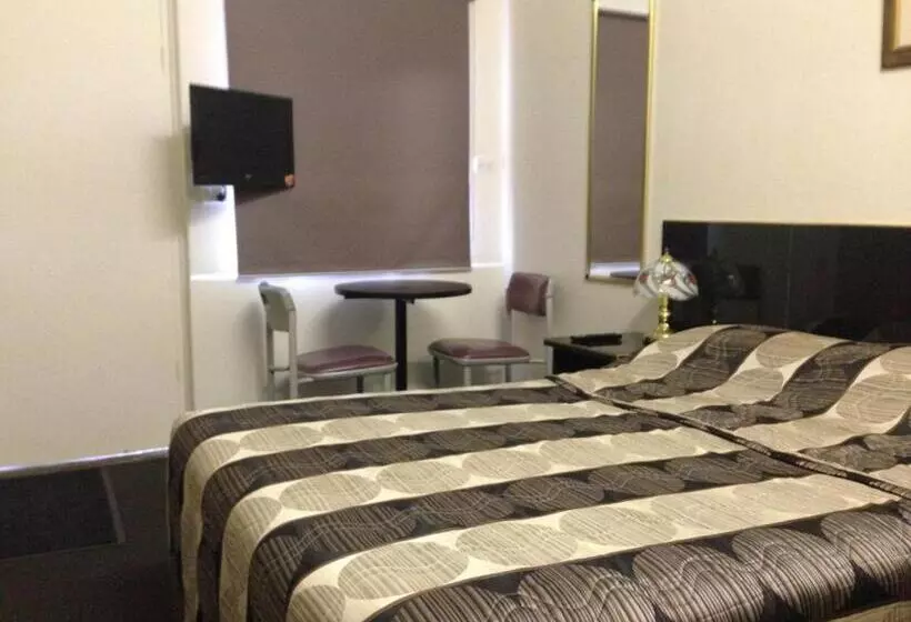 Economy-huone, Avalon Motel