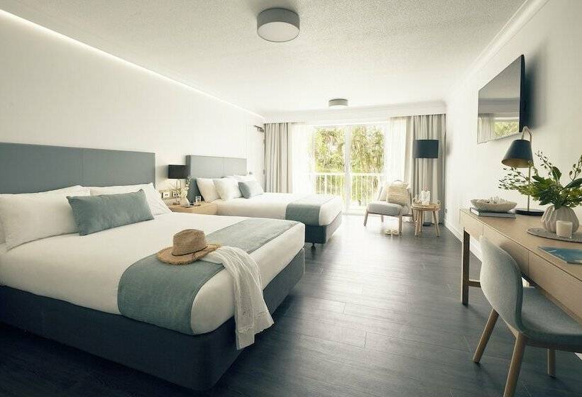 חדר סופריור נוף לבריכה, Daydream Island Resort