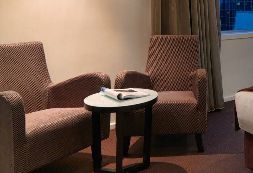 Классический Номер, Grand Chancellor Melbourne