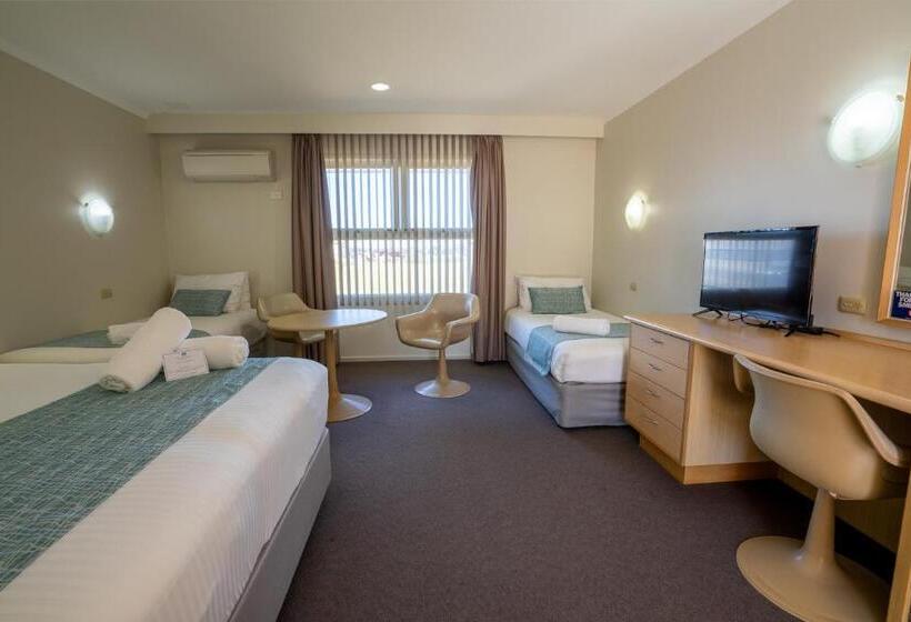 اتاق خانوادگی, Hospitality Carnarvon, Surestay Collection By Best Western