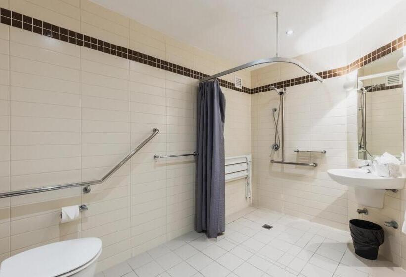 适合残疾人士使用的带超级大床的标准间, Mermaid Waters Hotel By Nightcap Plus