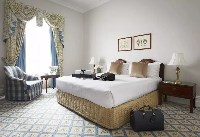 اتاق سوپریور, The Hotel Windsor