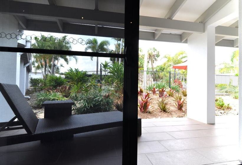 شقة غرفة واحدة, Mission Beach Resort