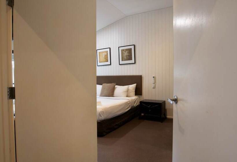 شقة غرفة واحدة, Mission Beach Resort