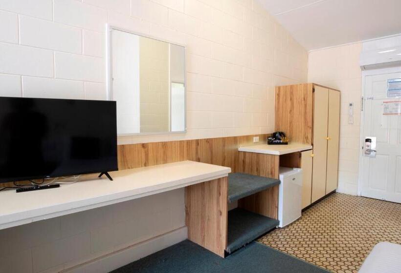 غرفة عائلية, Mission Beach Resort