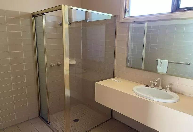 ファミリールーム, Philadelphia Motor Inn