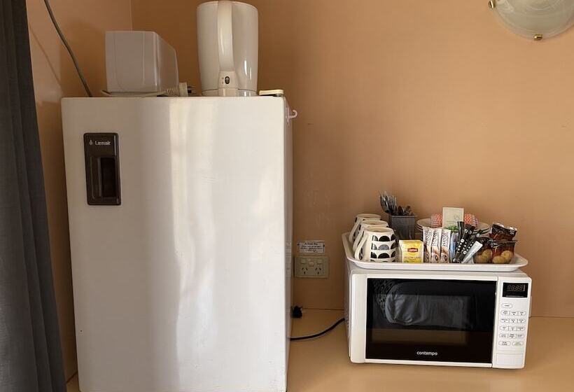 غرفة عائلية, Philadelphia Motor Inn