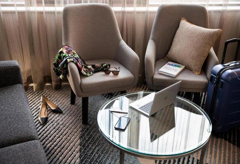 סוויטת אקזקיוטיב, עם מיטת קינג, Novotel Sydney Parramatta