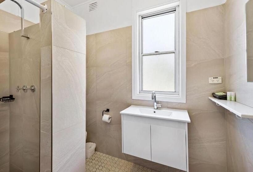 Семейный Номер, Port Macquarie Motel