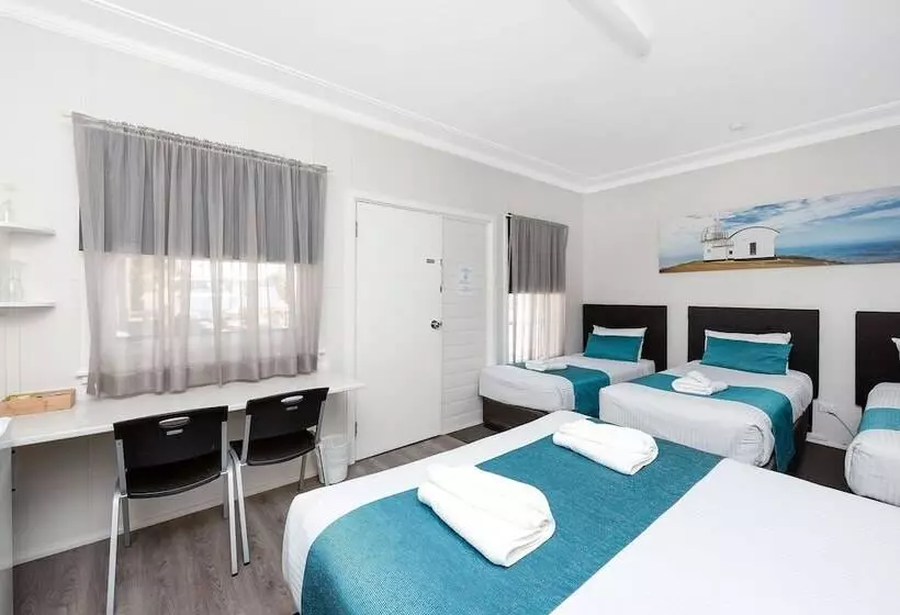 اتاق خانوادگی, Port Macquarie Motel